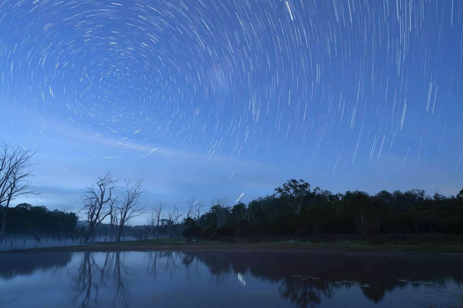 Odd light across the pond – Tales of the Courier